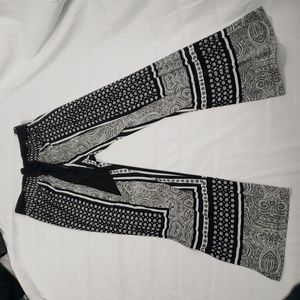 Adorable mixed pattern palazzo pants.